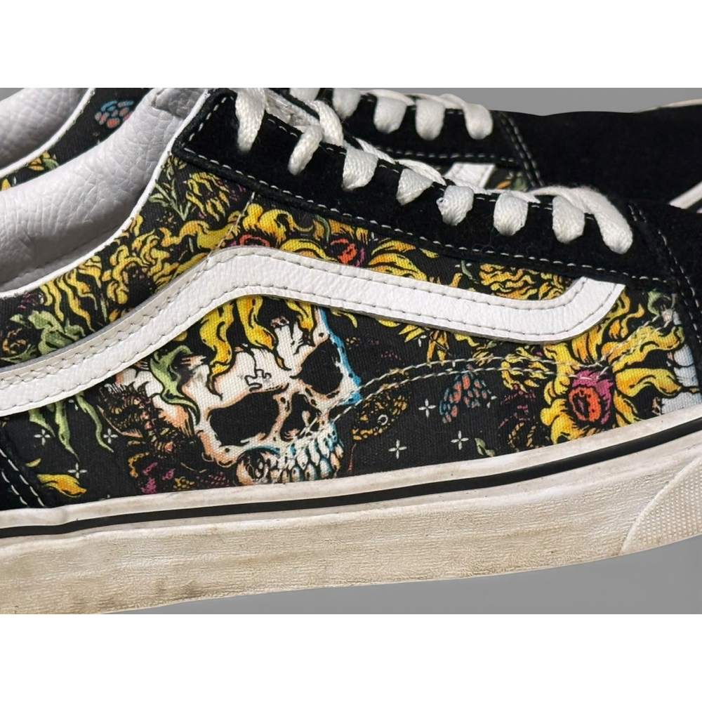 Vans Old Skool Skull Floral Print Black Suede Men's 10.5 Women's 12 - Picture 2 of 8